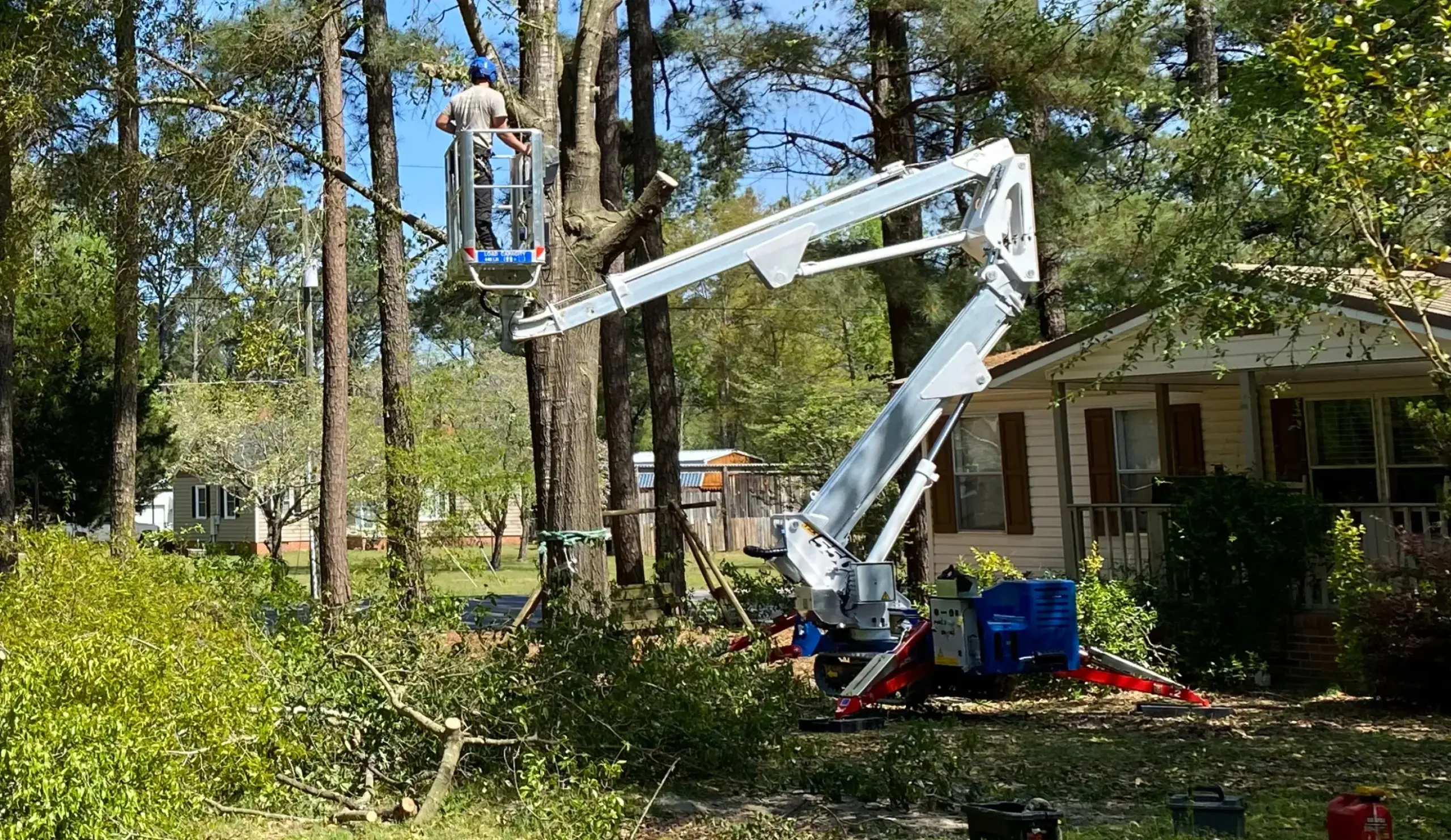 Palazzani North America Spider Lifts Aerial Platform for Sales TZX series machine in the woods