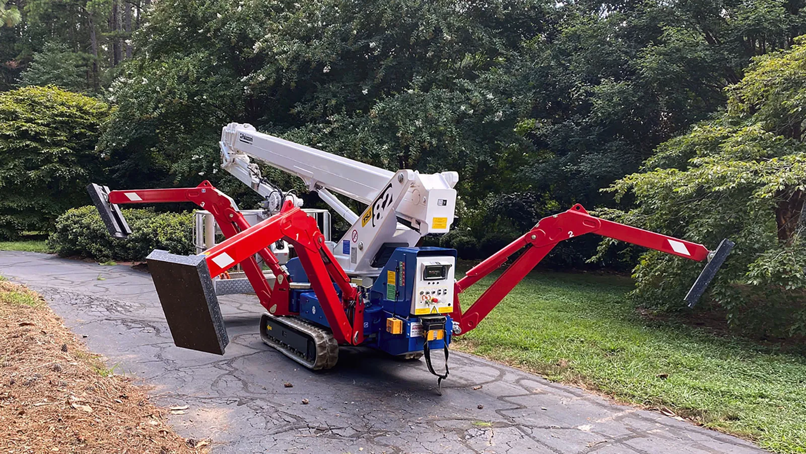 Palazzani North America Spider Lifts Aerial Platform for Sales TSJ 82 machine at work