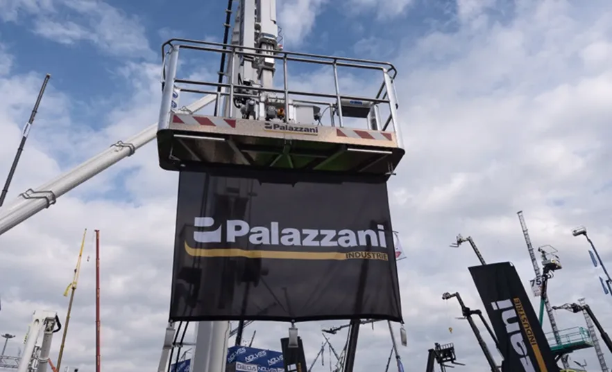 Palazzani North America Spider Lifts Aerial Platform for Sales Palazzani flag attached on a basket